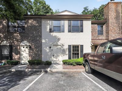10 Orchard Dr #10