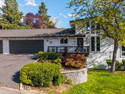 727 Hillside Ave