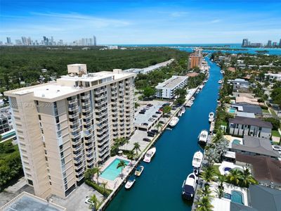 2350 NE 135th St APT 1101