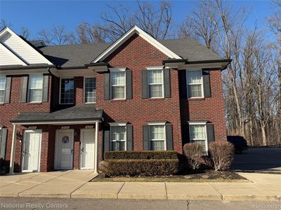 Property at 8455 Williamstown Dr, Shelby township, MI