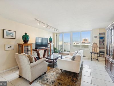 604 S Washington Sq APT 2308