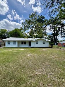 104 Fairlane Dr