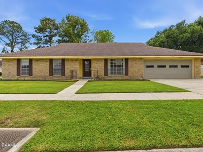 206 Persimmon Pl
