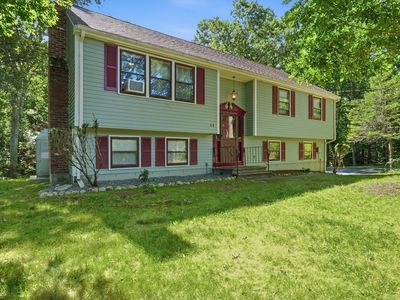 64 Marshall St
