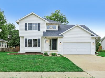 Property at 140 SE Dogwood Ln, Waukee, IA