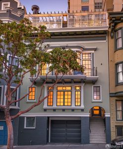 1138 Taylor St