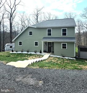 51 Hausman Rd