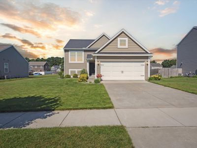 58852 Silvergrass Ave