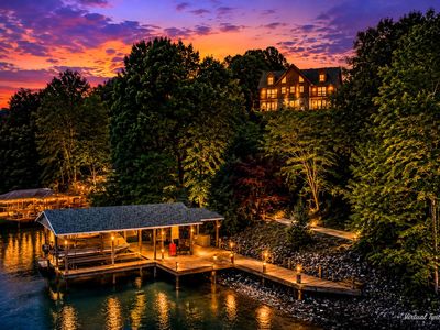 104 Pebble Brook Ln
