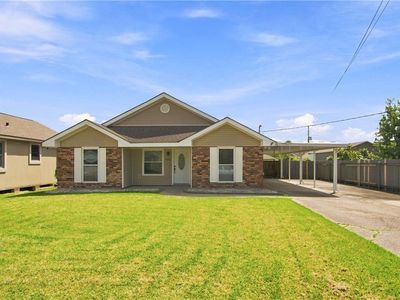 705 2nd Ave
