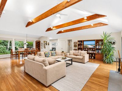15 Springwood Way