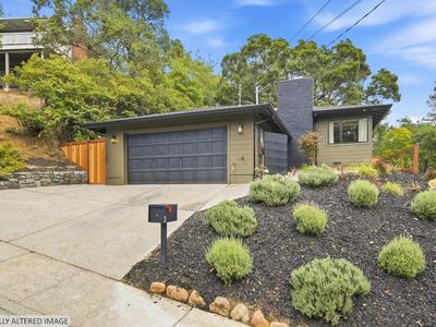 2 Baytree Lane