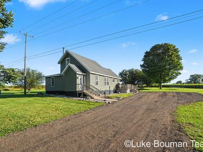 3173 Dumont Rd
