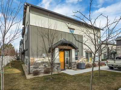 10556 S Sandy Sage Way