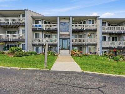 1185 Nantasket Ave APT 5