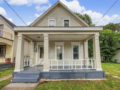 31 Pershing Ave