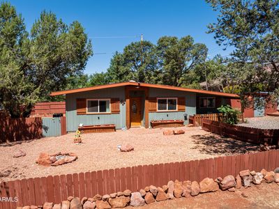 35 WILLOW Way