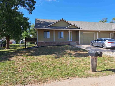 235 W Wood Ave