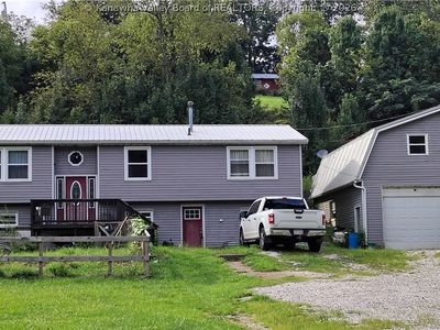 Property at 2131 New Hope Rd, Elkview, WV