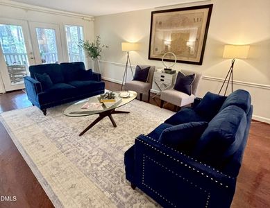 180 Montrose Dr