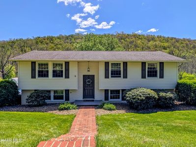 635 Cumberland Rd
