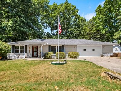 51 Dalton Dr