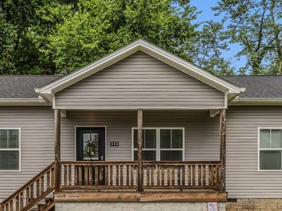 Property at 112 Holland Dr, Burns, TN