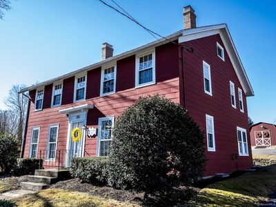 186 Main St