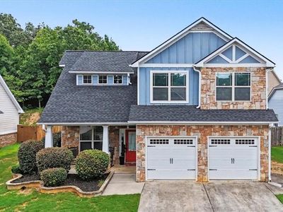 17 Redwood Dr