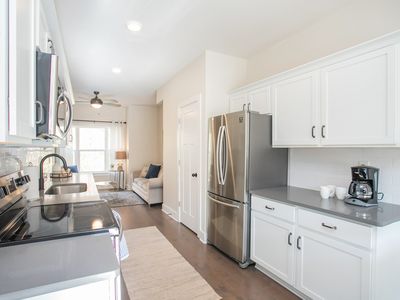 450 Glastonbury Rd #7