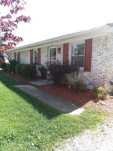 105 Robin Dr