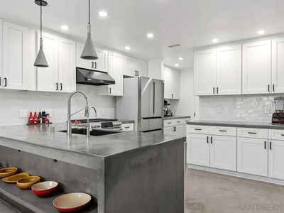 3152 Avenida Topanga
