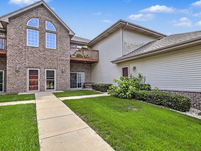 1010 Parkview Dr APT 2