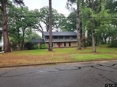 2126 McDonald Rd