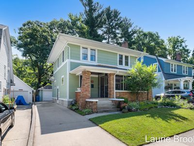 214 Glenhaven Ave NW