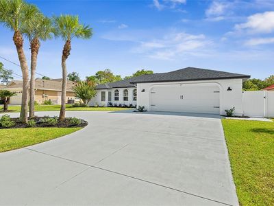 34 WOODHOLLOW LANE