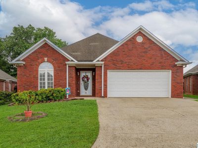Property at 152 Victoria Ln, Pleasant Grove, AL