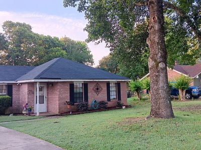Property at 380 Honeysuckle Dr, Millbrook, AL