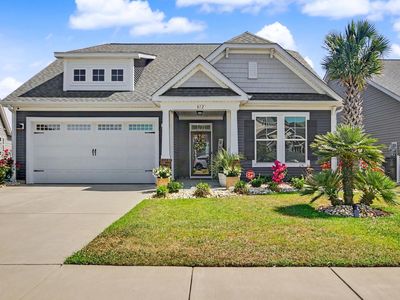 812 Hackberry Way