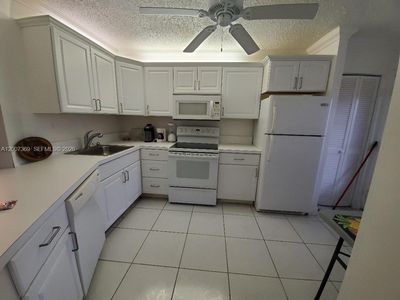 1750 NE 191st St APT 105-1