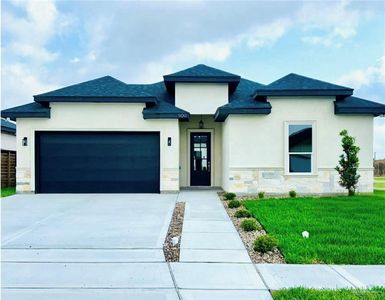 900 Magnolia St