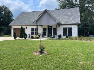 1096 Rain Tree Dr