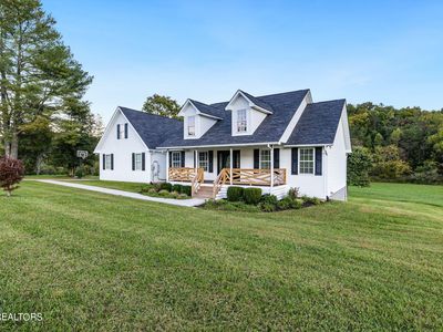 2910 Dutch Valley Rd