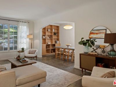 1345 N Hayworth Ave APT 2