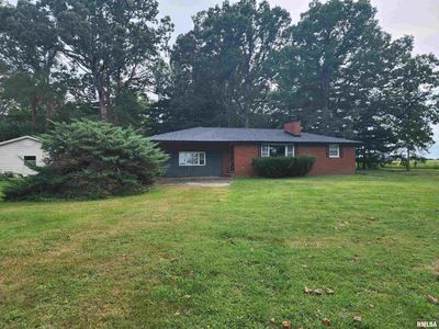 Property at 33 Kender Ln, Dawson, IL