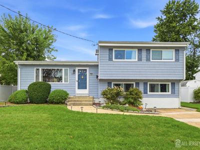 26 Adams St