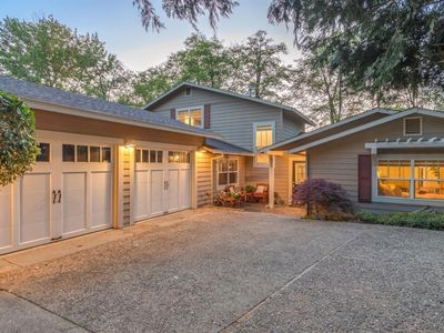 563 Tanner Ct
