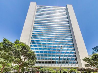 500 W Superior St UNIT 702