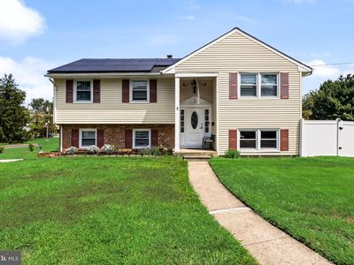 2 Florence Ave