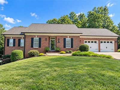 120 Cotswold Ln